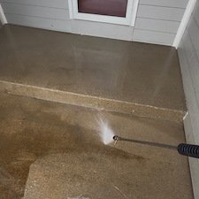 Colonial-House-Washing-and-Concrete-Cleaning-in-Carpentersville-Illinois 7